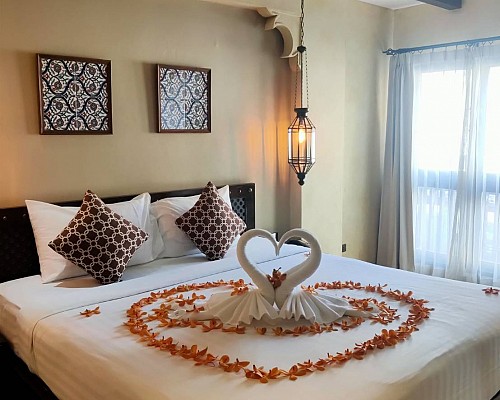 Honeymoon Decoration