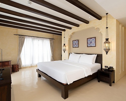 Deluxe Corner Double Room